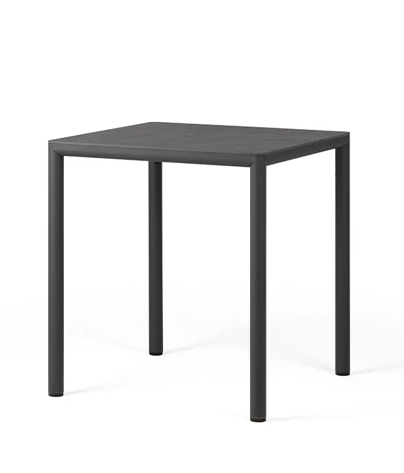 stół Piave, Nardi, stół ogrodowy, stół na taras, stół z laminatu, stół aluminiowy, stół odporny na warunki atmosferyczne, odporny na deszcz, odporny na pleśń, odporny na UV, nowoczesny stół, włoski design