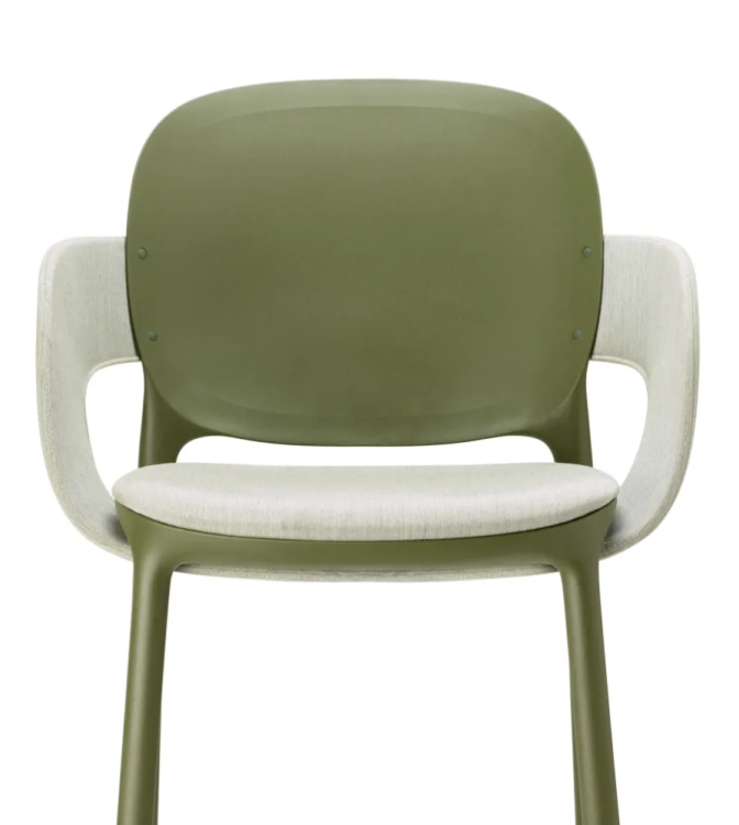 krzesło Hug, krzesło Scab Design, krzesło plastikowe, sztaplowane, skandynawski styl, balkon, taras, kawiarnia