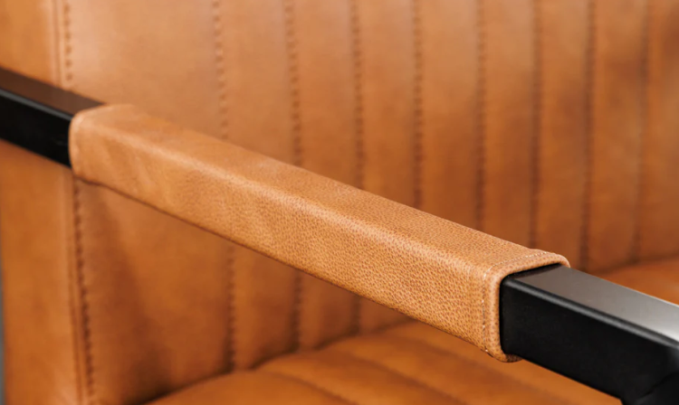 krzesło Big Aston, krzesło Invicta, tapicerowane krzesło, krzesło z podłokietnikami, eleganckie krzesło, klasyczne krzesło, nowoczesne krzesło, metalowa rama, krzesło do jadalni, krzesło do gabinetu