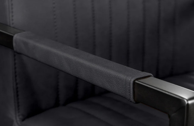 krzesło Big Aston, krzesło Invicta, tapicerowane krzesło, krzesło z podłokietnikami, eleganckie krzesło, klasyczne krzesło, nowoczesne krzesło, metalowa rama, krzesło do jadalni, krzesło do gabinetu