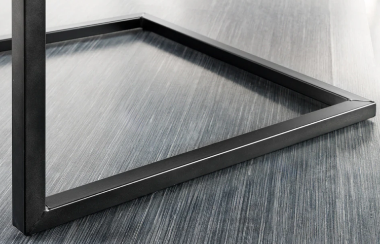 krzesło Big Aston, krzesło Invicta, tapicerowane krzesło, krzesło z podłokietnikami, eleganckie krzesło, klasyczne krzesło, nowoczesne krzesło, metalowa rama, krzesło do jadalni, krzesło do gabinetu