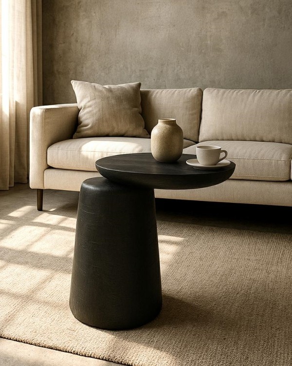 stolik boczny Elias, stolik czarny drewno mango, stolik nowoczesny, stolik designerski, stolik asymetryczny, stolik rzeźbiarski, stolik pomocniczy, stolik do salonu, stolik przy sofie, stolik przy fotelu