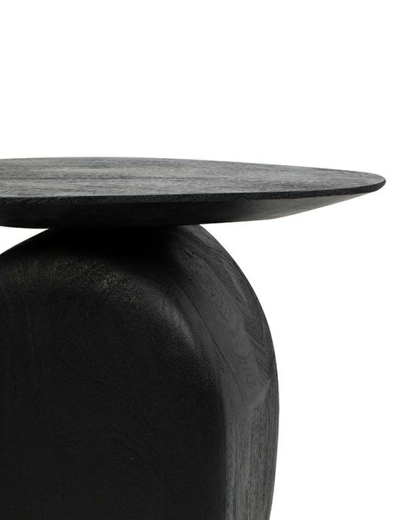 stolik Atlas, stolik czarny drewno mango, stolik nowoczesny, stolik designerski, stolik asymetryczny, stolik rzeźbiarski, stolik pomocniczy, stolik do salonu, stolik do sypialni, stolik elegancki, stolik artystyczny