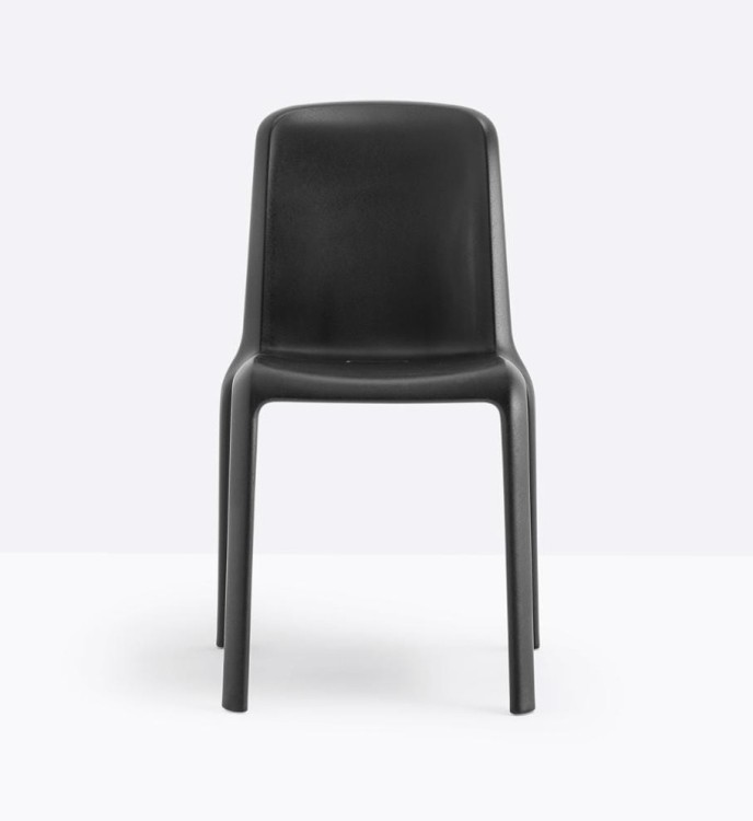 krzesło Snow, krzesło Pedrali, krzesło outdoorowe, krzesło z tworzywa, krzesło na taras, krzesło do jadalni, krzesło do restauracji, włoski design, nowoczesny design