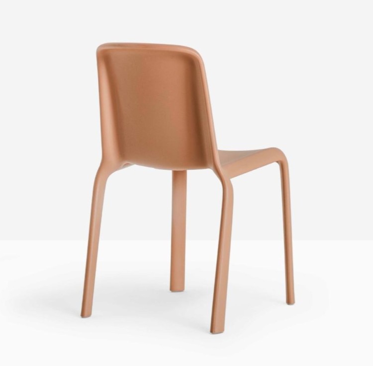 krzesło Snow, krzesło Pedrali, krzesło outdoorowe, krzesło z tworzywa, krzesło na taras, krzesło do jadalni, krzesło do restauracji, włoski design, nowoczesny design