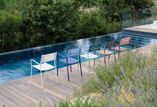 krzesło Vera, krzesło Vermobil, włoskie meble, outdoor furniture, krzesło outdoorowe, krzesło sztaplowane, krzesło tarasowe, krzesło metalowe, krzesło odporne na warunki atmosferyczne