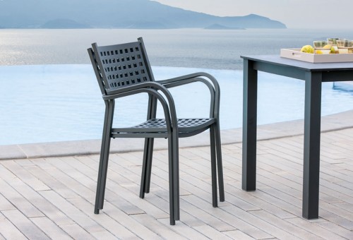 krzesło Alice, krzesło Vermobil, krzesło metalowe, krzesło sztaplowane, krzesło ogrodowe, krzesło outdoorowe, krzesło tarasowe, krzesło do ogródka restauracyjnego