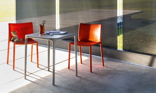 krzesło Air, krzesło Magis, krzesło z tworzywa, krzesło sztaplowane, krzesło outdoorowe, krzesło odporne na warunki atmosferyczne, krzesło tarasowe