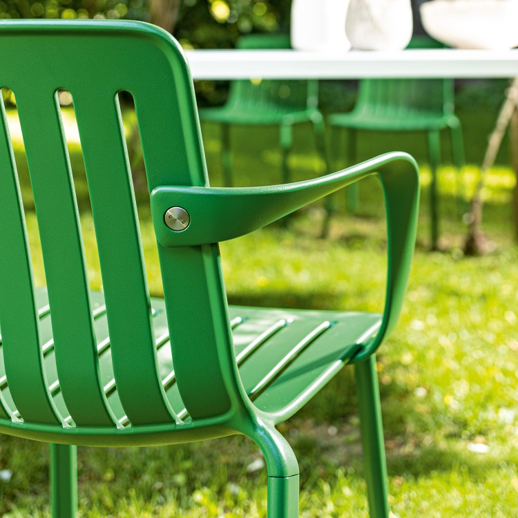 krzesło Plato, krzesło Magis, krzesło aluminiowe, krzesło sztaplowane, krzesło outdoorowe, krzesło odporne na warunki atmosferyczne, krzesło tarasowe