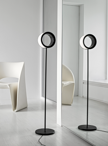 lampa Lost, lampa Magis, lampa podłogowa, lampa minimalistyczna, lampa stojąca, lampa do salonu, nowoczesna lampa