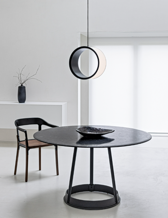 lampa Lost, lampa Magis, lampa wisząca, lampa minimalistyczna, lampa sufitowa, lampa do salonu, nowoczesna lampa