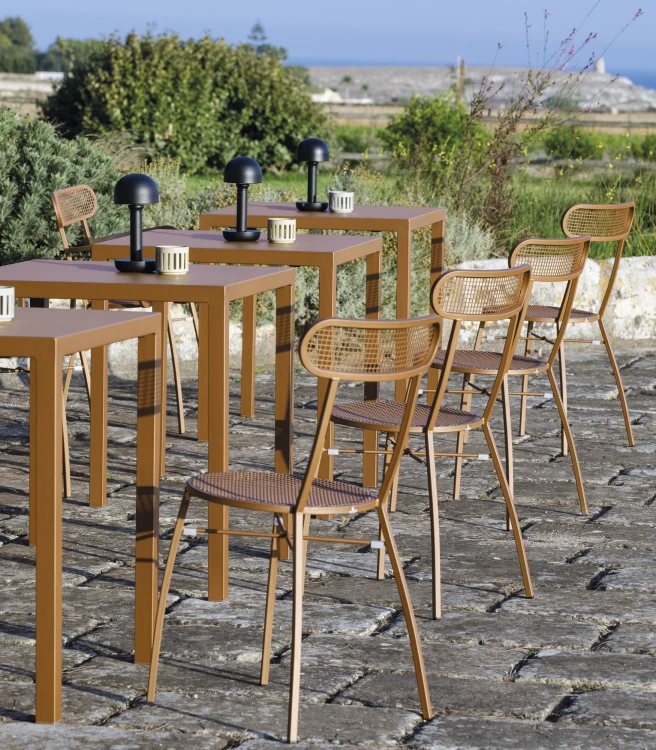 krzesło Ciao, krzesło Vermobil, krzesło sztaplowane, krzesło metalowe, krzesło ogrodowe, krzesło tarasowe, krzesło do restauracji, krzesło do przestrzeni komercyjnych, nowoczesne krzesło, krzesło outdoorowe