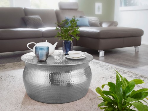stolik boczny Karam, stolik aluminiowy, stolik pomocniczy, stolik do salonu