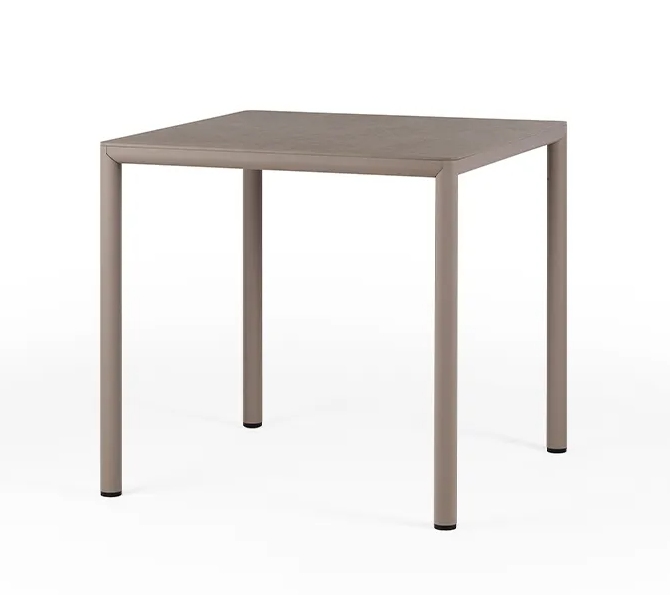 stół Piave, Nardi, stół ogrodowy, stół na taras, stół z laminatu, stół aluminiowy, stół odporny na warunki atmosferyczne, odporny na deszcz, odporny na pleśń, odporny na UV, nowoczesny stół, włoski design