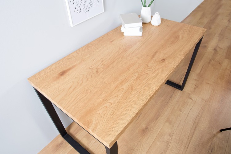 Biurko Sema 120 cm naturalne, blat z płyty MDF i żelazna rama, wysoka jakość prezentowanego modelu, idealny do każdego domu