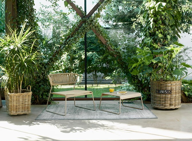 Krzesło Lisa Lounge Filò z podłokietnikami - rama antracytowa