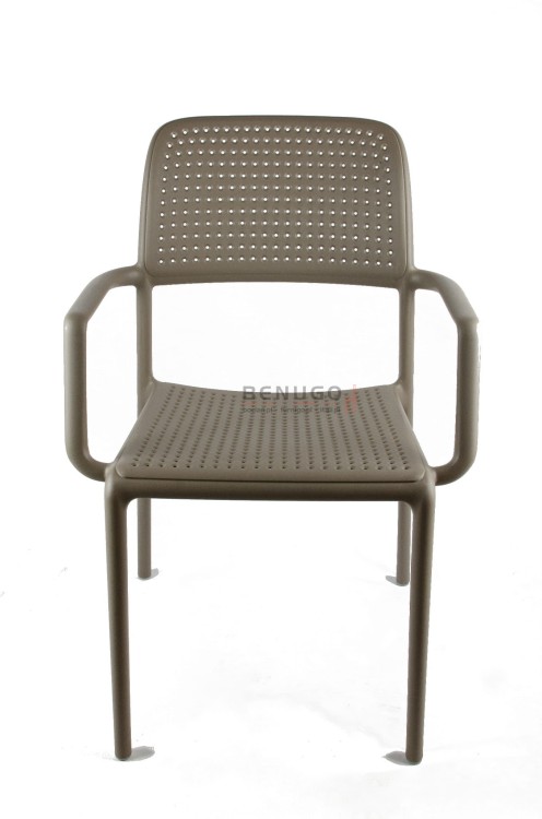 Krzesło Bora włoskiej marki Nardi kolor tortora beżowy sztaplowane do ogrodu ogródka na taras do hotelu restauracji kawiarni lodziarni na balkon