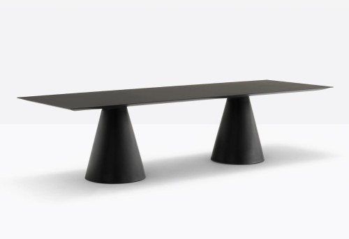 stół Ikon, stół Pedrali, stół do jadalni, stół do restauracji, stół prostokątny, nowoczesny design, włoski design