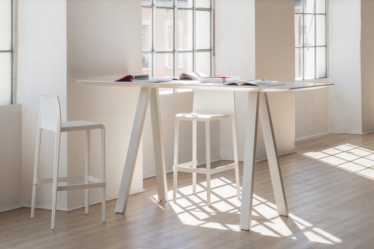 stół Arki, stół Pedrali, sół do restauracji, stół do jadalni, sół do kuchni, nowoczesny stół, nowoczesny design, włoski design