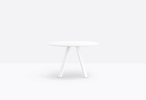 stół Arki, sół Pedrali, stół okrągły, stół do jadalni, stół do restauracji, nowoczesny stół, nowoczesny design, włoski design