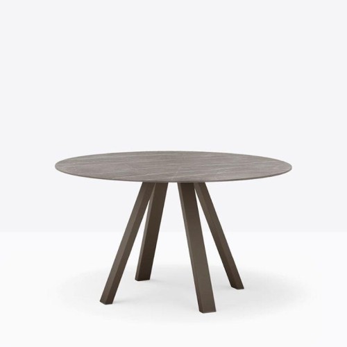 stół Arki, sół Pedrali, stół okrągły, stół do jadalni, stół do restauracji, nowoczesny stół, nowoczesny design, włoski design