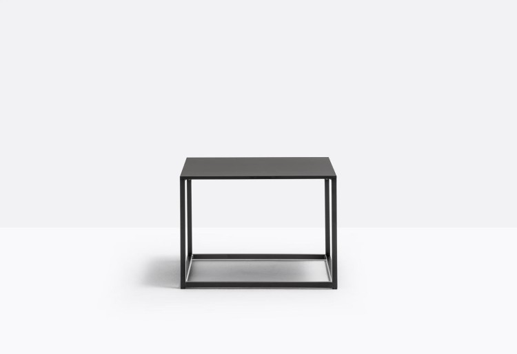 stolik kawowy Code, stolik kawowy Pedrali, stolik kawowy do salonu, stolik kawowy minimalistyczny, stolik loftowy, stolik stalowy, nowoczesny design, włoski design
