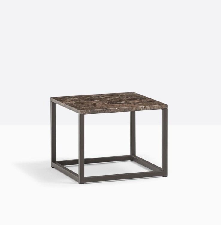 stolik kawowy Code, stolik Code Marble, stolik kawowy Pedrali, stolik kawowy do salonu, stolik kawowy minimalistyczny, stolik loftowy, stolik marmurowy, nowoczesny design, włoski design