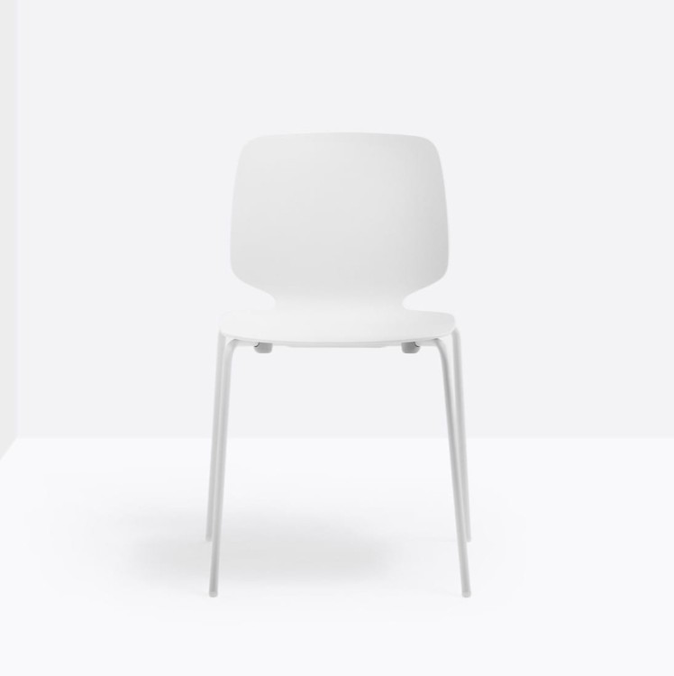 krzesło Babila, krzesło Pedrali, krzesło minimalistyczne, krzesło do jadalni, krzesło do kuchni, krzesło konferencyjne, nowoczesny design, włoski design