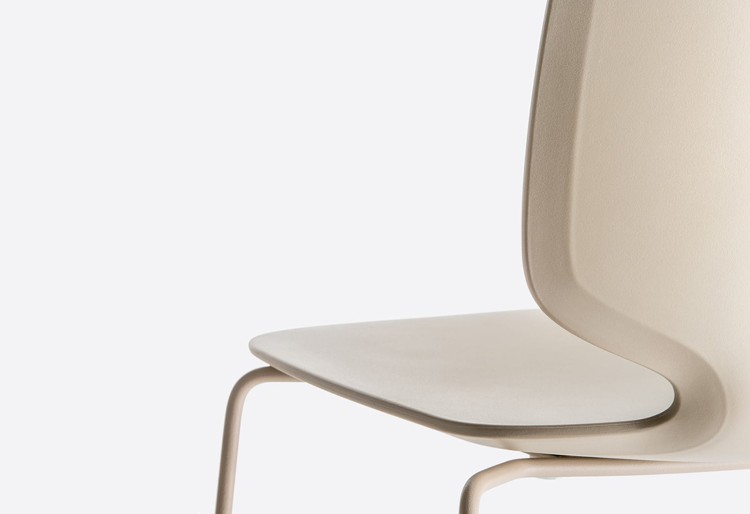 krzesło Babila, krzesło Pedrali, krzesło minimalistyczne, krzesło do jadalni, krzesło do kuchni, krzesło konferencyjne, nowoczesny design, włoski design