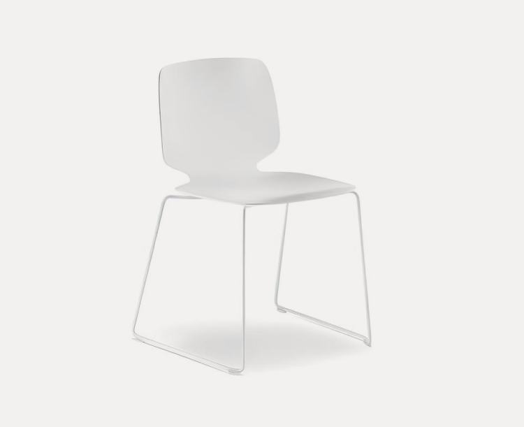 krzesło Babila, krzesło Pedrali, krzesło minimalistyczne, krzesło do jadalni, krzesło do kuchni, krzesło konferencyjne, nowoczesny design, włoski design