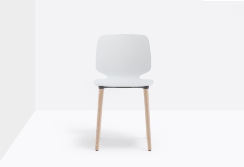 krzesło Babila, krzesło Pedrali, krzesło minimalistyczne, krzesło do jadalni, krzesło do kuchni, krzesło konferencyjne, nowoczesny design, włoski design