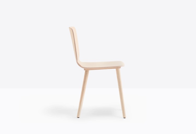 krzesło Babila, krzesło Pedrali, krzesło minimalistyczne, krzesło do jadalni, krzesło do kuchni, krzesło konferencyjne, nowoczesny design, włoski design