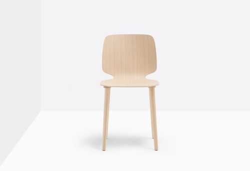 krzesło Babila, krzesło Pedrali, krzesło minimalistyczne, krzesło do jadalni, krzesło do kuchni, krzesło konferencyjne, nowoczesny design, włoski design