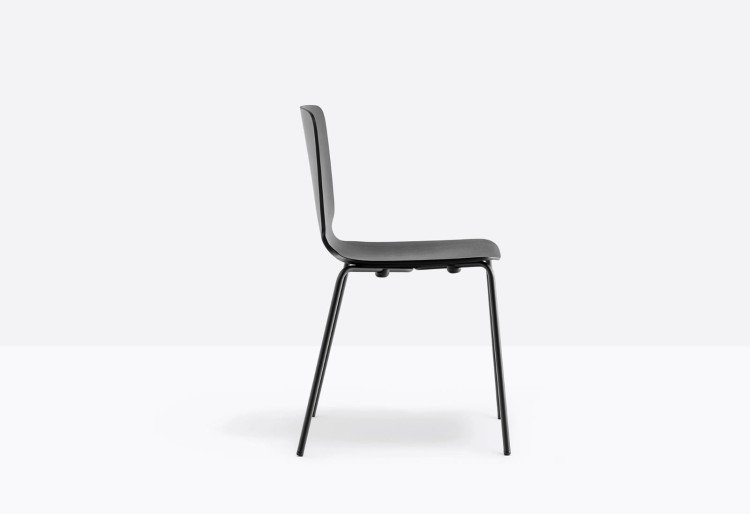 krzesło Babila, krzesło Pedrali, krzesło minimalistyczne, krzesło do jadalni, krzesło do kuchni, krzesło konferencyjne, nowoczesny design, włoski design