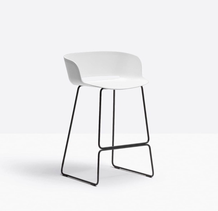 hoker Babila, hoker Pedrali, hoker do kuchni, hoker do jadalni, hoker do restauracji, hoker włoski, nowoczesny design, włoski design