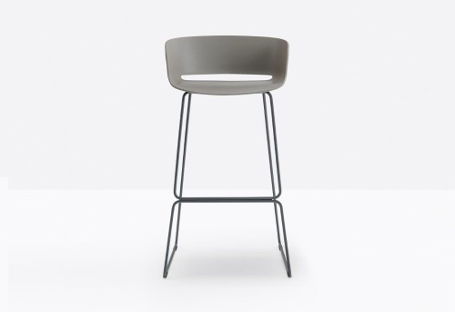 hoker Babila, hoker Pedrali, hoker do kuchni, hoker do jadalni, hoker do restauracji, hoker włoski, nowoczesny design, włoski design