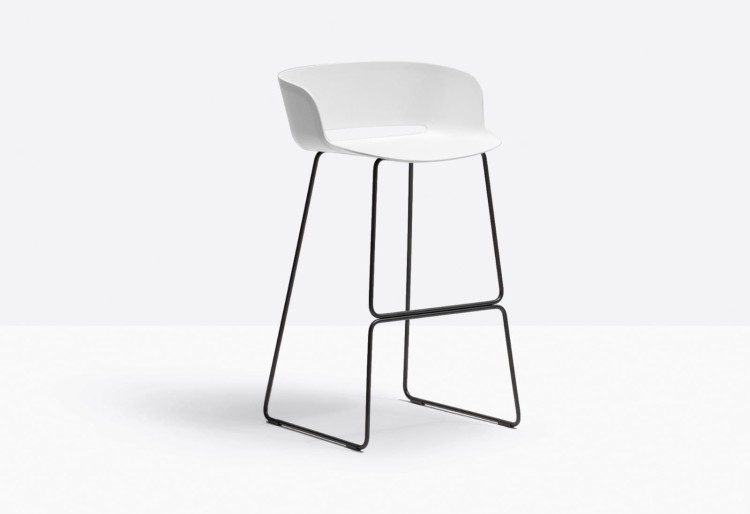 hoker Babila, hoker Pedrali, hoker do kuchni, hoker do jadalni, hoker do restauracji, hoker włoski, nowoczesny design, włoski design