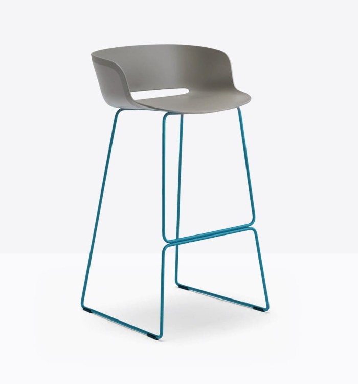 hoker Babila, hoker Pedrali, hoker do kuchni, hoker do jadalni, hoker do restauracji, hoker włoski, nowoczesny design, włoski design