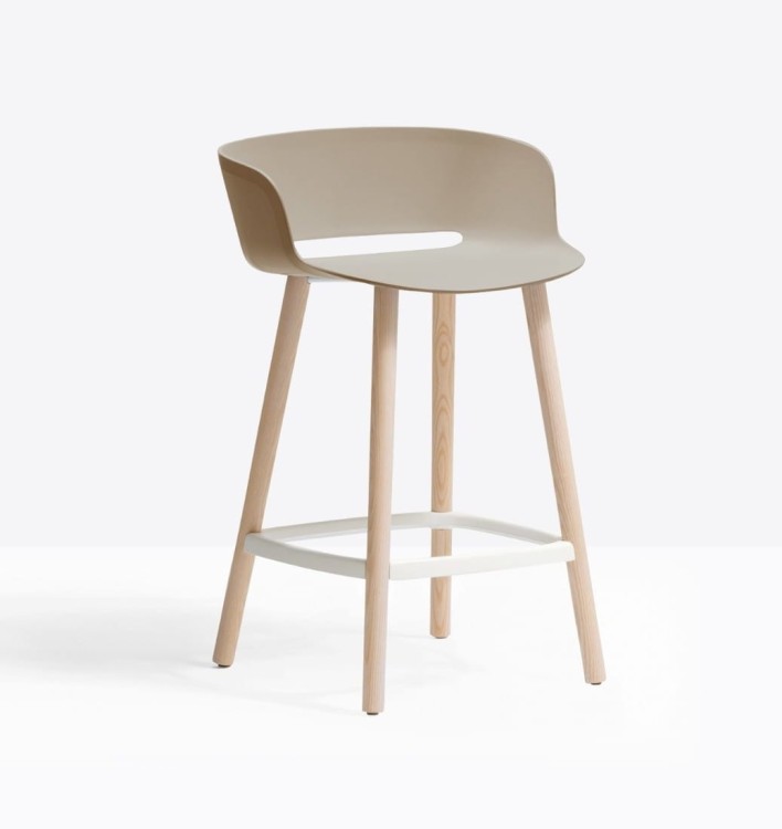 hoker Babila, hoker Pedrali, hoker do kuchni, hoker do jadalni, hoker do restauracji, hoker włoski, nowoczesny design, włoski design