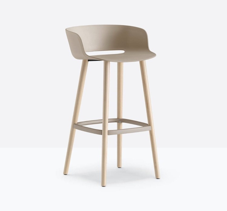 hoker Babila, hoker Pedrali, hoker do kuchni, hoker do jadalni, hoker do restauracji, hoker włoski, nowoczesny design, włoski design