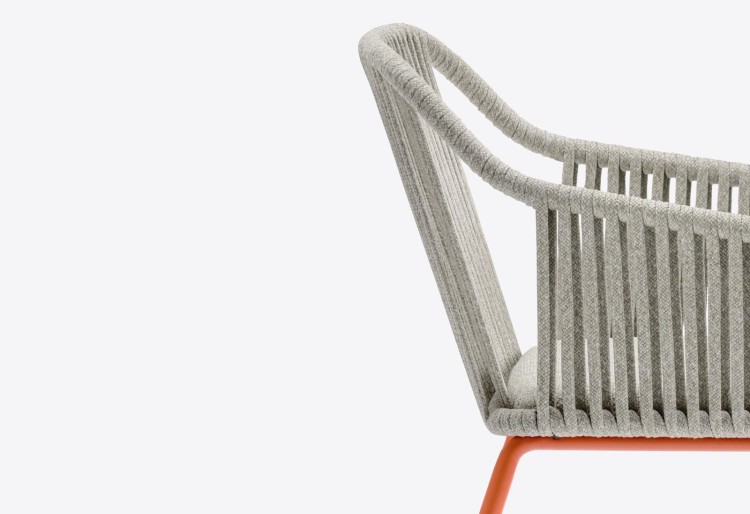krzesło Babila, krzesło Pedrali, krzesło minimalistyczne, krzesło do jadalni, krzesło do kuchni, krzesło konferencyjne, nowoczesny design, włoski design