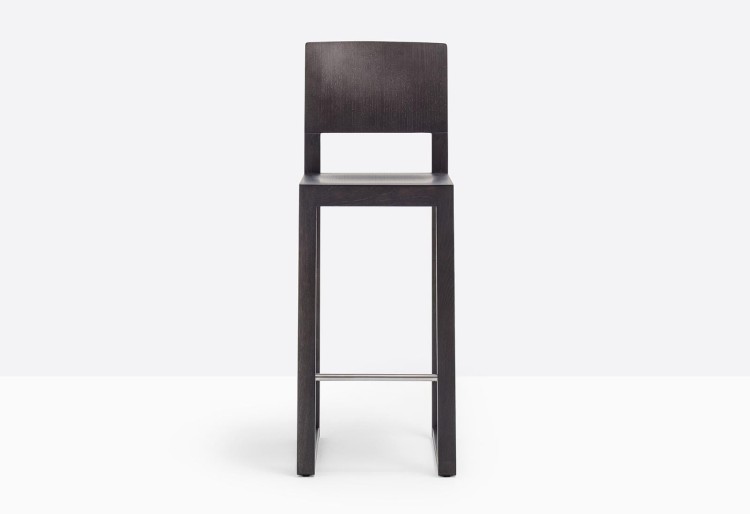 hoker Brera, hoker Pedrali, hoker dębowy, hoker drewniany, hoker do restauracji, nowoczesny design, włoski design