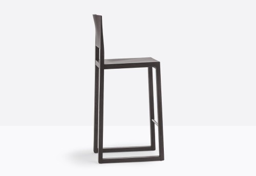 hoker Brera, hoker Pedrali, hoker dębowy, hoker drewniany, hoker do restauracji, nowoczesny design, włoski design