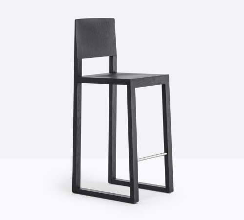 hoker Brera, hoker Pedrali, hoker dębowy, hoker drewniany, hoker do restauracji, nowoczesny design, włoski design