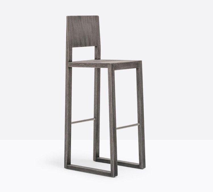 hoker Brera, hoker Pedrali, hoker dębowy, hoker drewniany, hoker do restauracji, nowoczesny design, włoski design