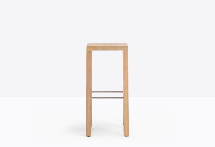 hoker Brera, hoker Pedrali, hoker dębowy, hoker drewniany, hoker do restauracji, nowoczesny design, włoski design