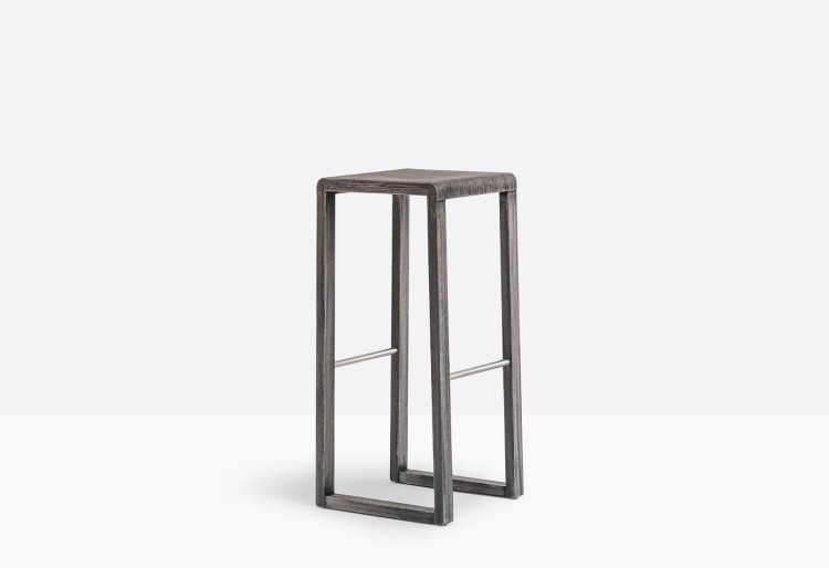 hoker Brera, hoker Pedrali, hoker dębowy, hoker drewniany, hoker do restauracji, nowoczesny design, włoski design