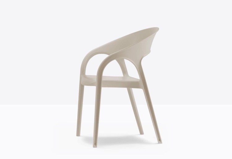 krzesło Gossip, krzesło Pedrali, krzesło z tworzywa, krzesło outdoorowe, krzesło na taras, krzesło do restauracji, krzesło włoskie, włoski design, nowoczesny design