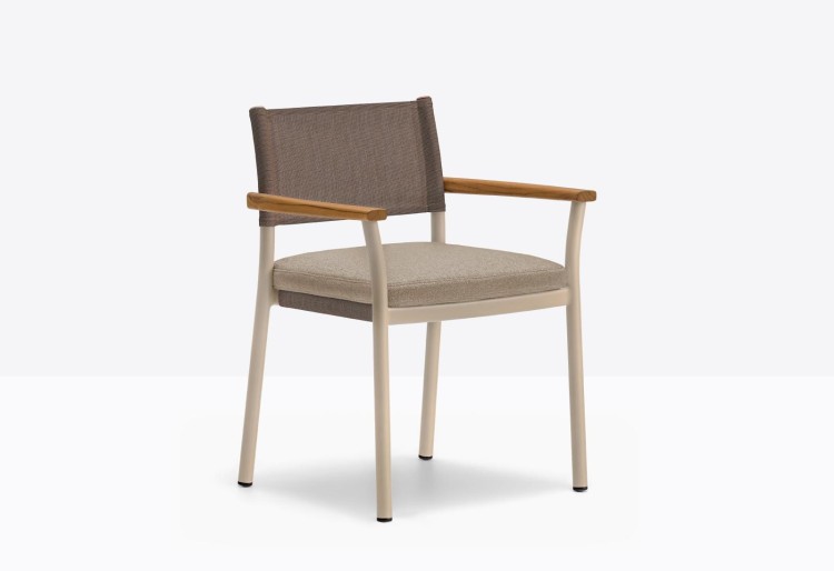 krzesło Guinea, krzesło Pedrali, krzesło na taras, krzesło outdoorowe, krzesło do restauracji, krzesło vintage, nowoczesny design, włoski design