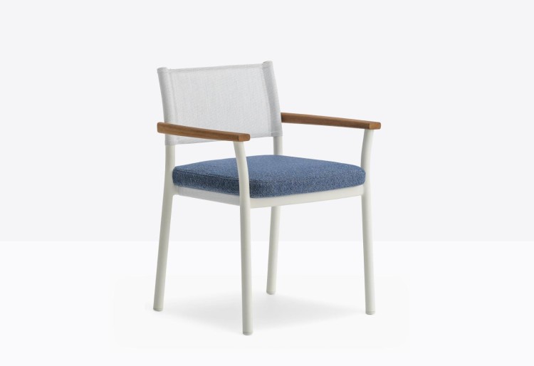 krzesło Guinea, krzesło Pedrali, krzesło na taras, krzesło outdoorowe, krzesło do restauracji, krzesło vintage, nowoczesny design, włoski design
